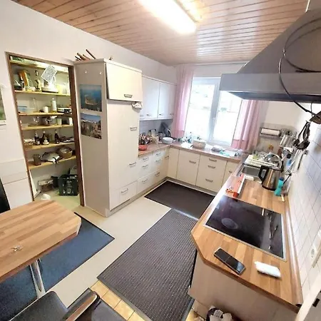 Apartment Make Yourself At *