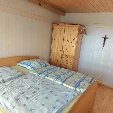 Make Yourself At Apartman *