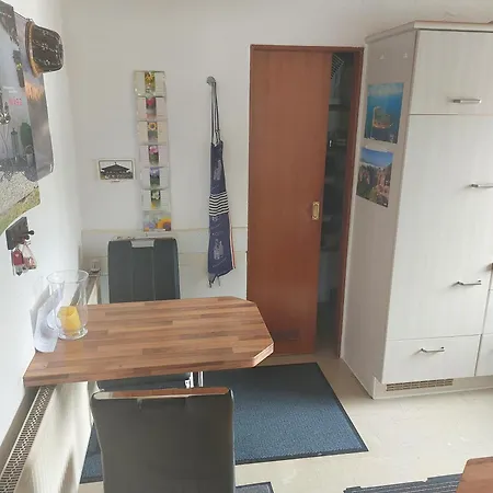 Make Yourself At Apartman *