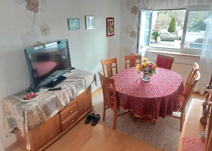 Apartment Make Yourself At