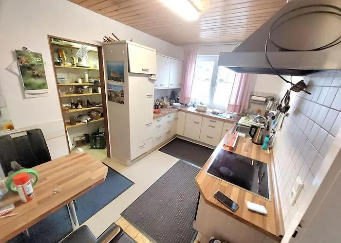 Apartment Make Yourself At *