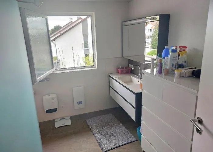 Apartment Make Yourself At *