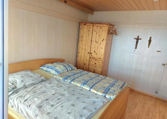 Make Yourself At Apartment *