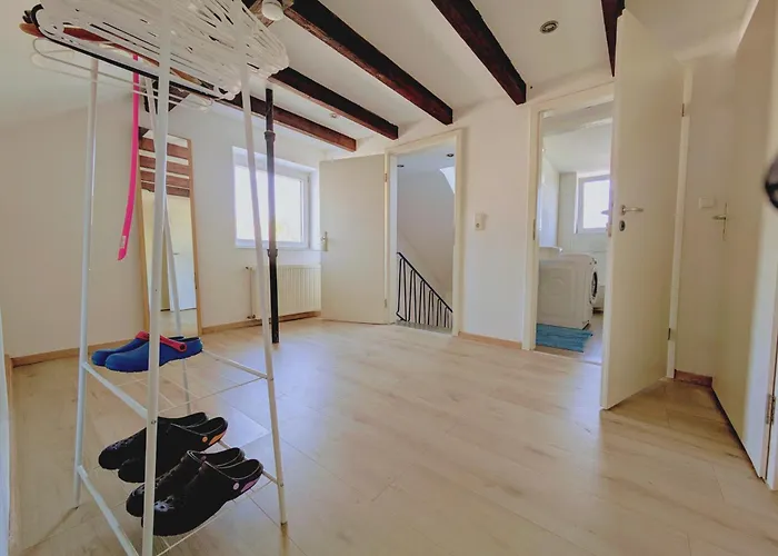 Make Yourself At Apartment